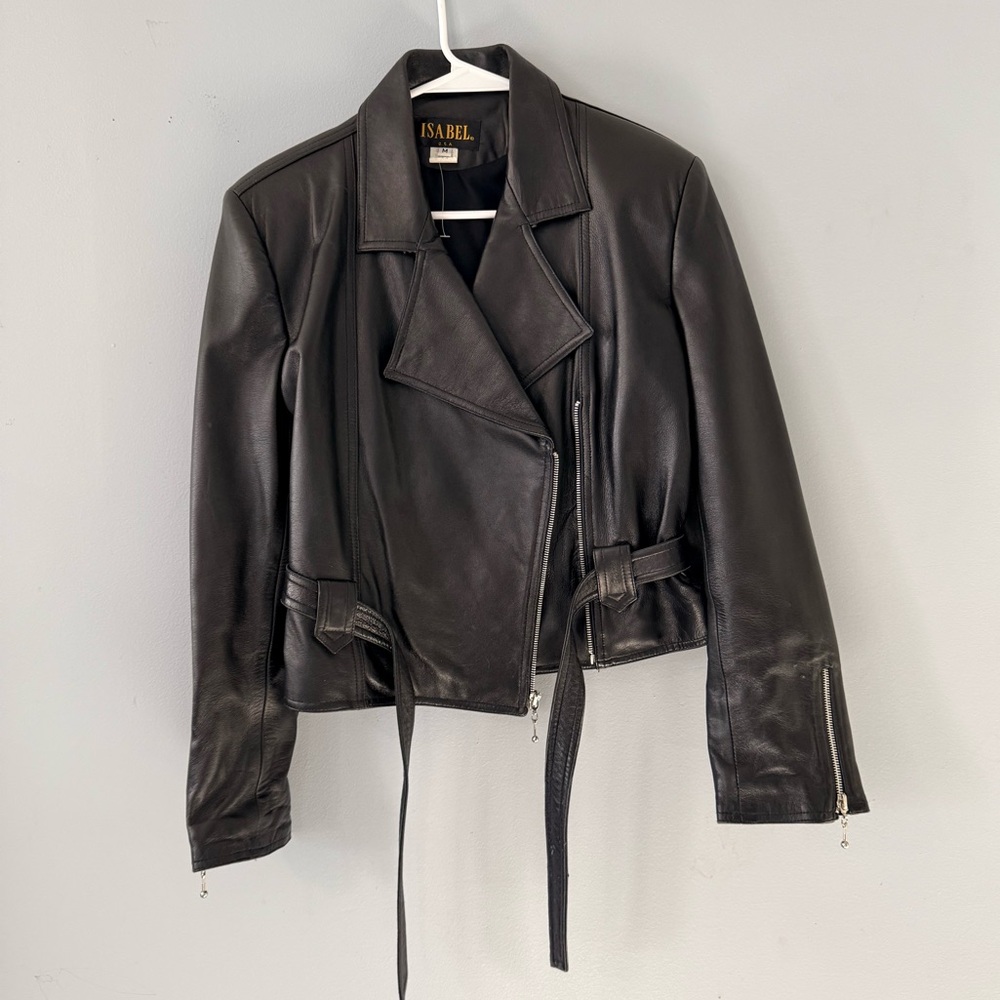Vintage Women's Classic Black Leather Jacket
